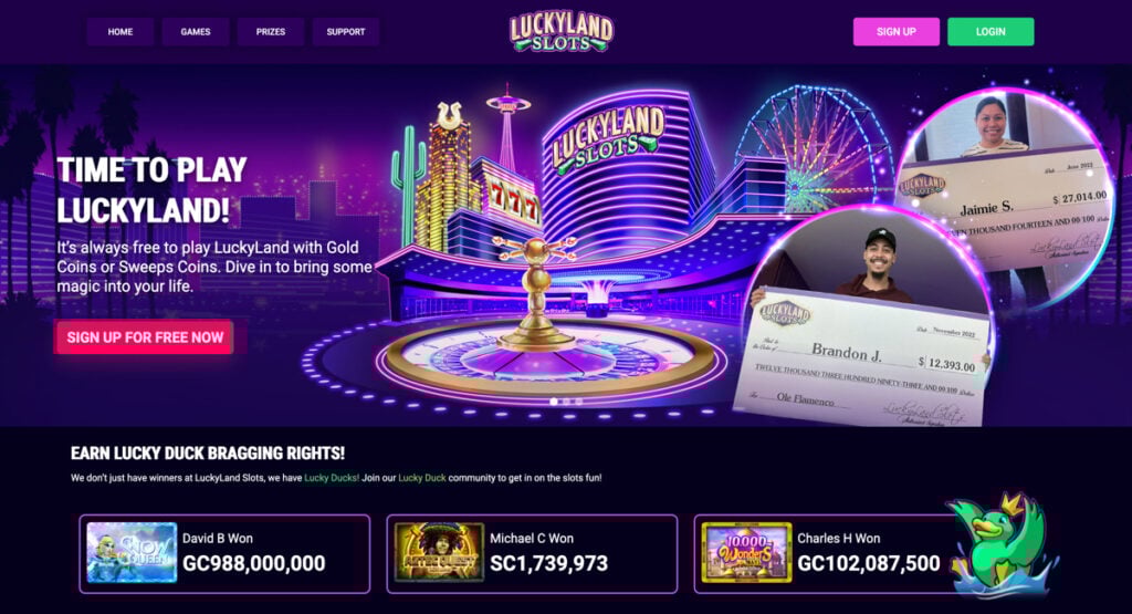 LuckyLand Slots homepage with dual-currency system explained and recent winners being shown